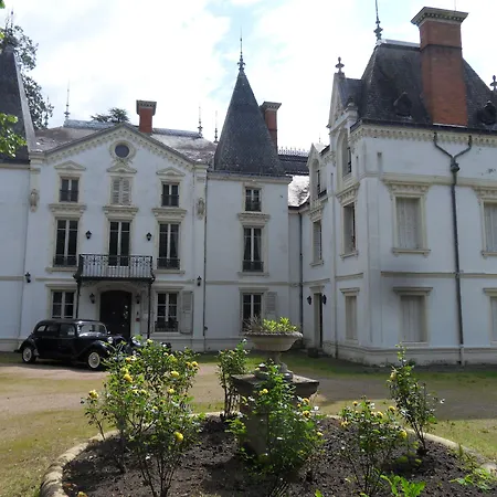 Chateau De La Motte Bed & Breakfast