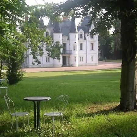 Chateau De La Motte
