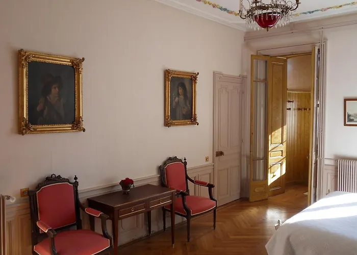 Alojamento de Acomodação e Pequeno-almoço Château De La Motte Noailly