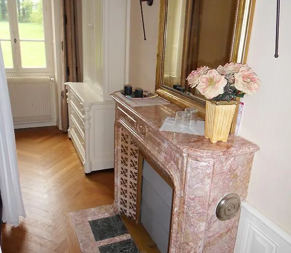 Château De La Motte 3* Noailly