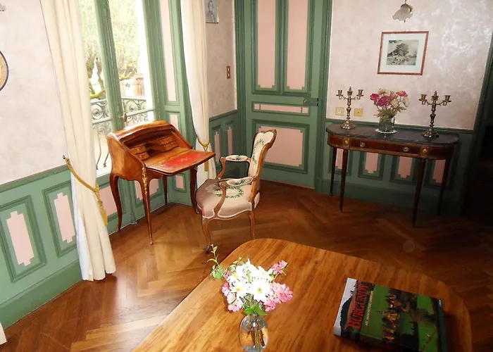 Alojamento de Acomodação e Pequeno-almoço Château De La Motte