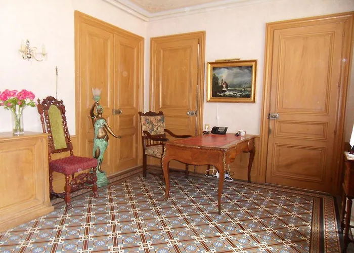 Château De La Motte Noailly