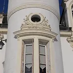 Chateau De La Motte Noailly