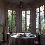 Chateau De La Motte 3*