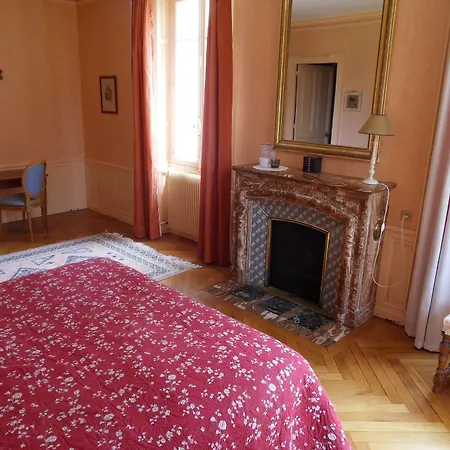 Alojamento de Acomodação e Pequeno-almoço Château De La Motte 3*