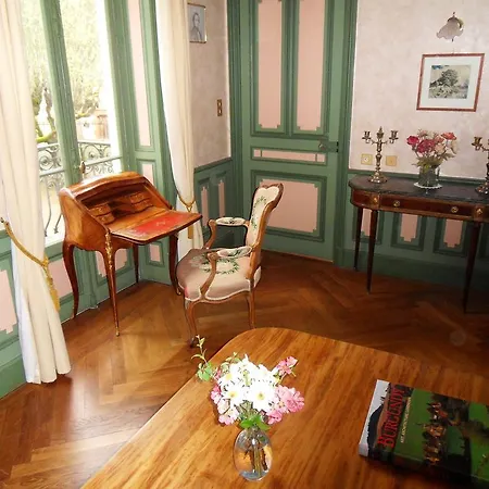 Bed and Breakfast Chateau De La Motte