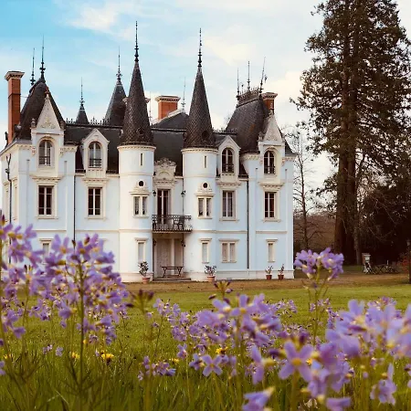 Chateau De La Motte
