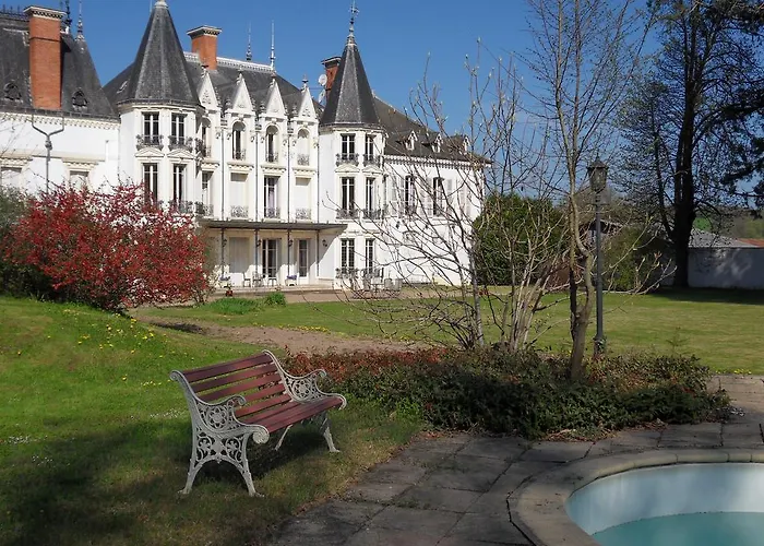 Chateau De La Motte Noailly